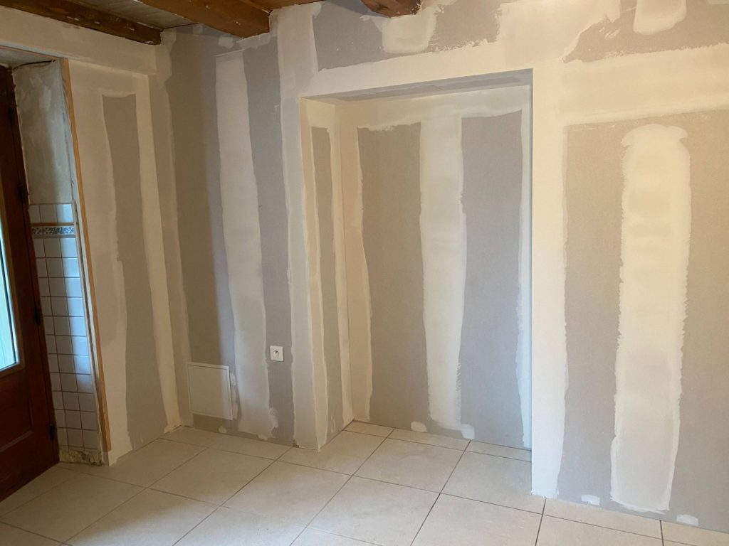 plaquiste à Porte de Savoie